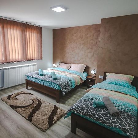 Kristal Apartmani Аранделовац Экстерьер фото